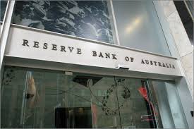 Australia: Banca centrale taglia tassi allo 0,75%, ‘ragionevole periodo esteso di tassi bassi’