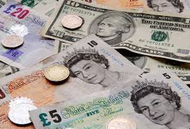 Falling petrol prices keep lid on UK inflation in September