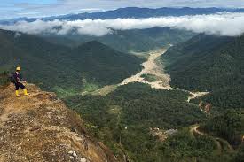 Ecuador moving from explorers’ hotspot to copper exporter with first cargo