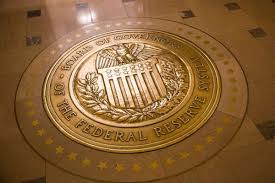 La Fed torna a comprare titoli di Stato contro il rischio credit crunch. «Ma non è un nuovo Qe»