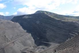 Teck hires Barclays to sell Peru mine stake