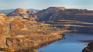 Rio Tinto riporta una produzione di minerale di ferro più forte del previsto