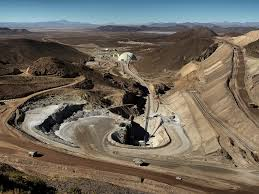 La più grande miniera della Bolivia sospende nuovamente le operazioni a causa della pandemia