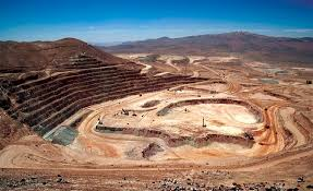 World’s top copper mine risks slowdown from strike in Chile