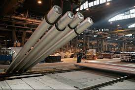Alluminio: Alcoa interrompe gli affari con la Russia