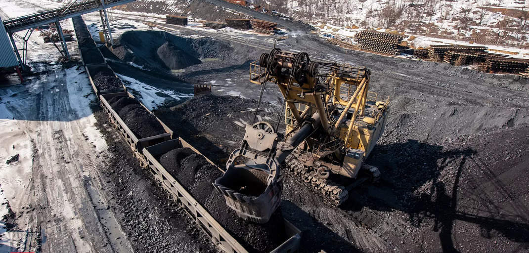 Iron ore: price falls as China’s demand outlook weakens