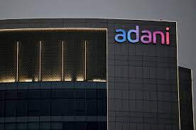 Adani Group vuole entrare nel settore siderurgico e punta alla gara d’appalto di RINL nel gennaio 2023