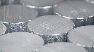 Alluminio: Glencore convoglia il materiale di origine russa con conseguente accumulo nei magazzini LME