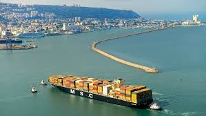 Trasporto globale, assicurazioni, salari degli equipaggi in aumento con l’attacco di Israele all’Iran