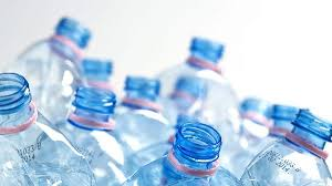 La Tassa sulla Plastica nell’Unione Europea: Successi, Sfide e Opportunità per il Futuro