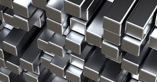 La Crescita della Produzione Globale di Acciaio Inossidabile nel 2024: Tendenze e Implicazioni