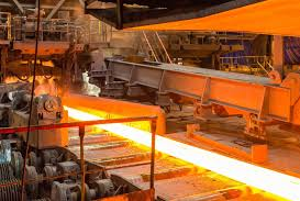 Riparte la produzione di acciaio in Italia: +2,2% a ottobre, segnali di recupero per i lunghi, sofferenza per i piani