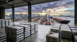 Alluminio Europeo, Premi In Direzioni Opposte: Rotterdam Sotto Pressione Sulle Forniture E Italia In Rialzo